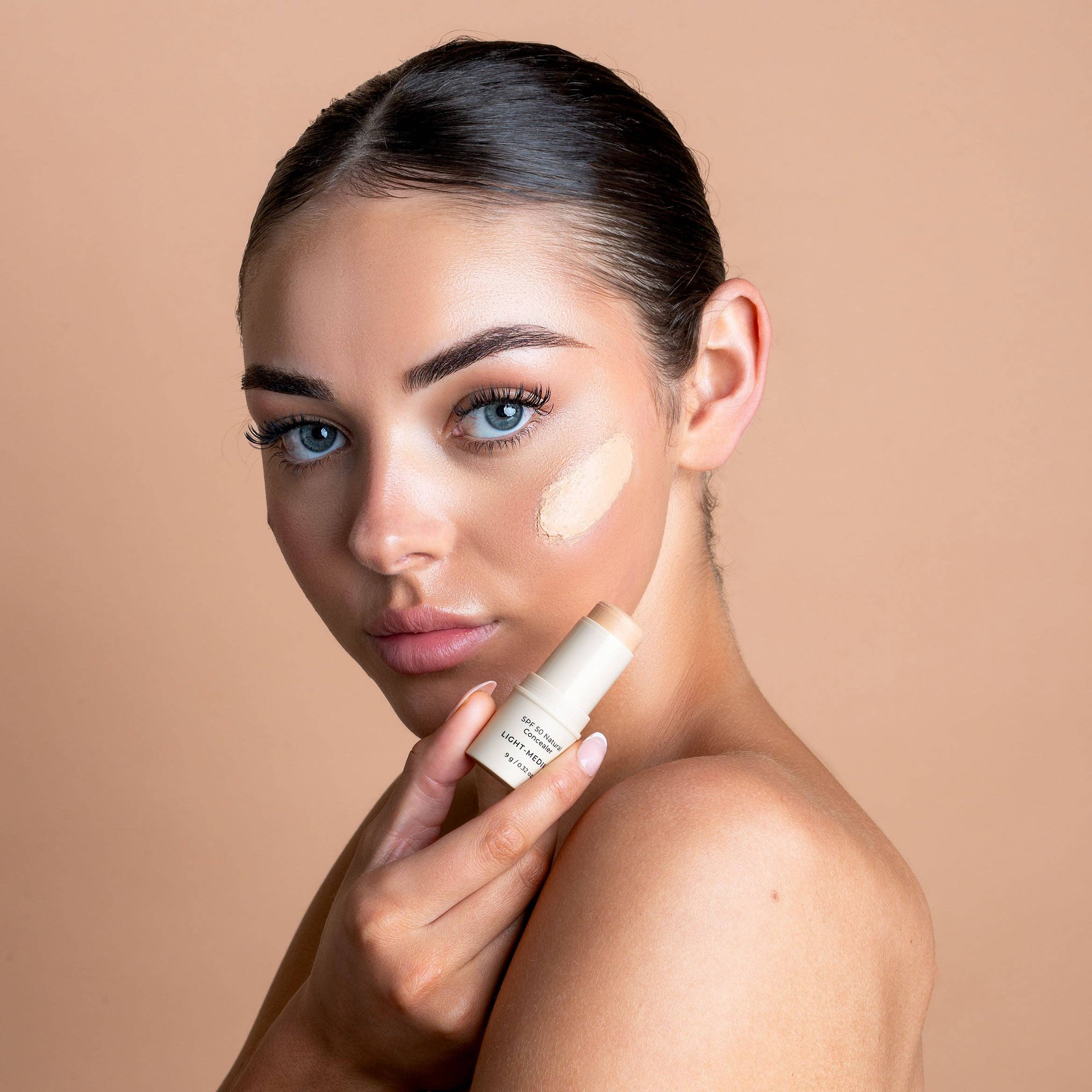SPF 50 Natural Concealer: Light-Medium